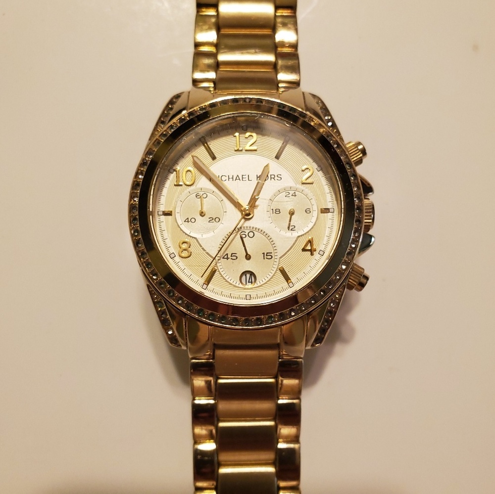Michael Kors Goldtone Blair Chronograp - Picture 2 of 8
